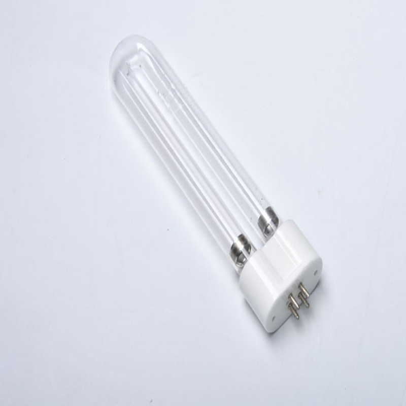 Compact uvc lamp in U shape